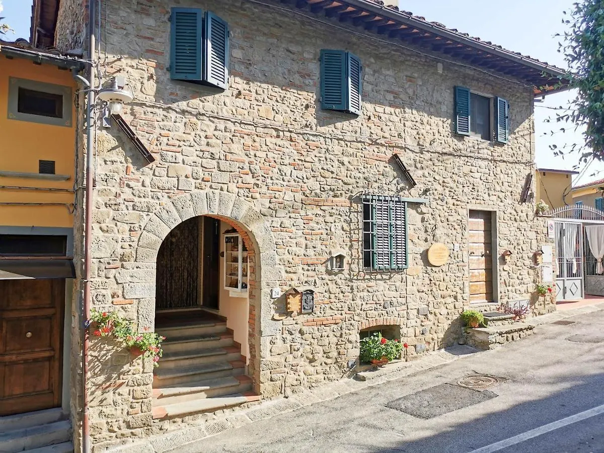 Casa Velia Apartment Uzzano