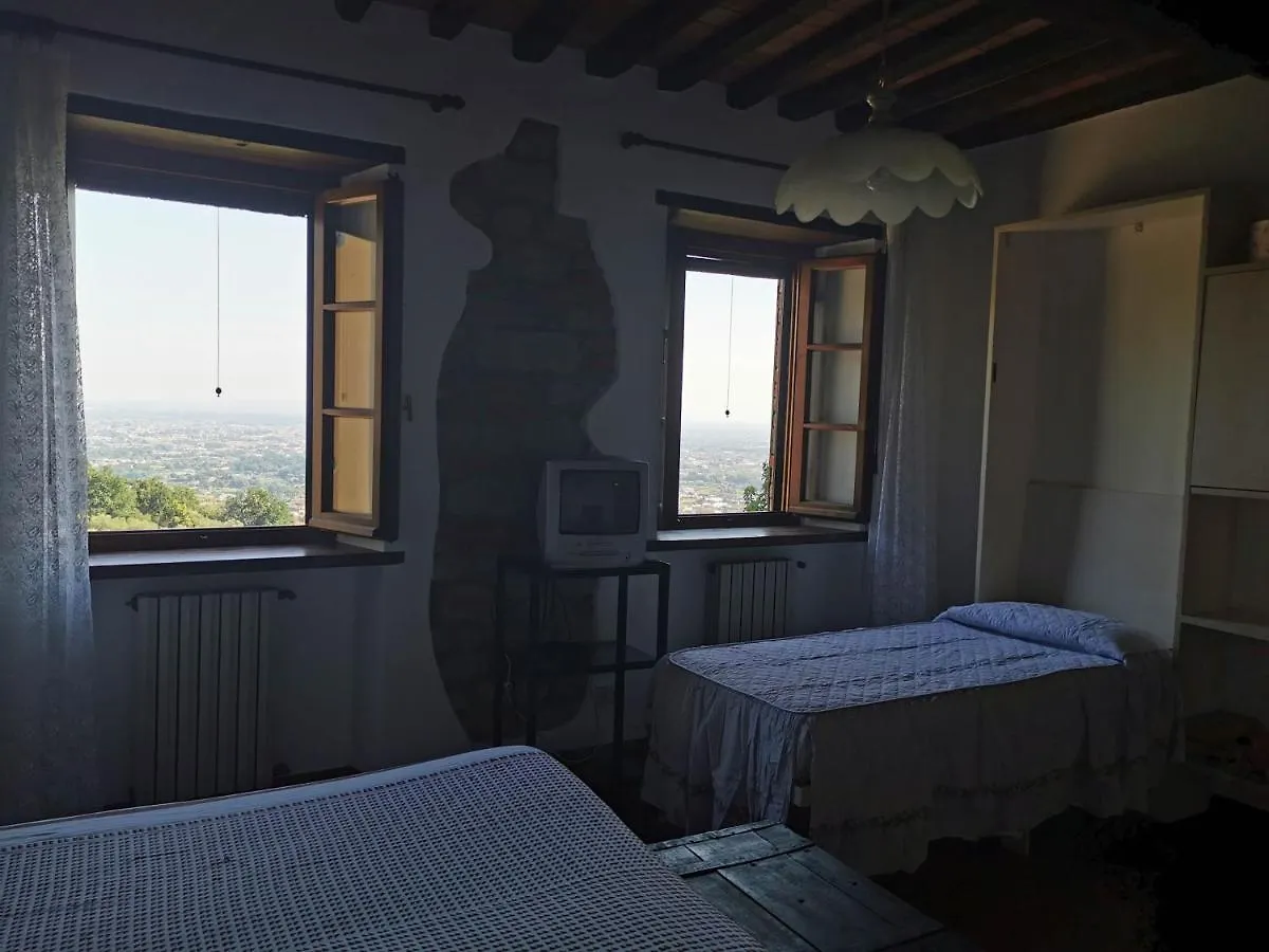 Casa Velia Apartment Uzzano